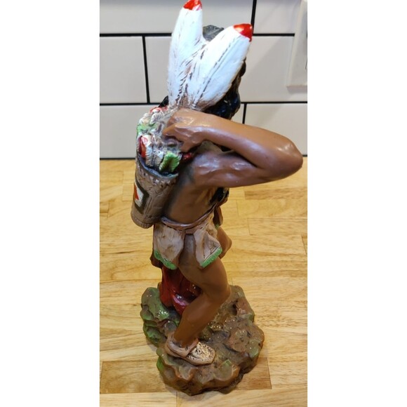 Vintage 1976 Native American Indian Figure Universal Statuary Corp Bow Arrows - Picture 2 of 9
